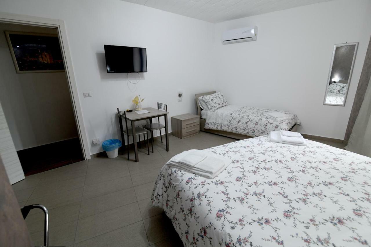 La Regina Di Saba Bed & Breakfast Piazza Armerina Luaran gambar
